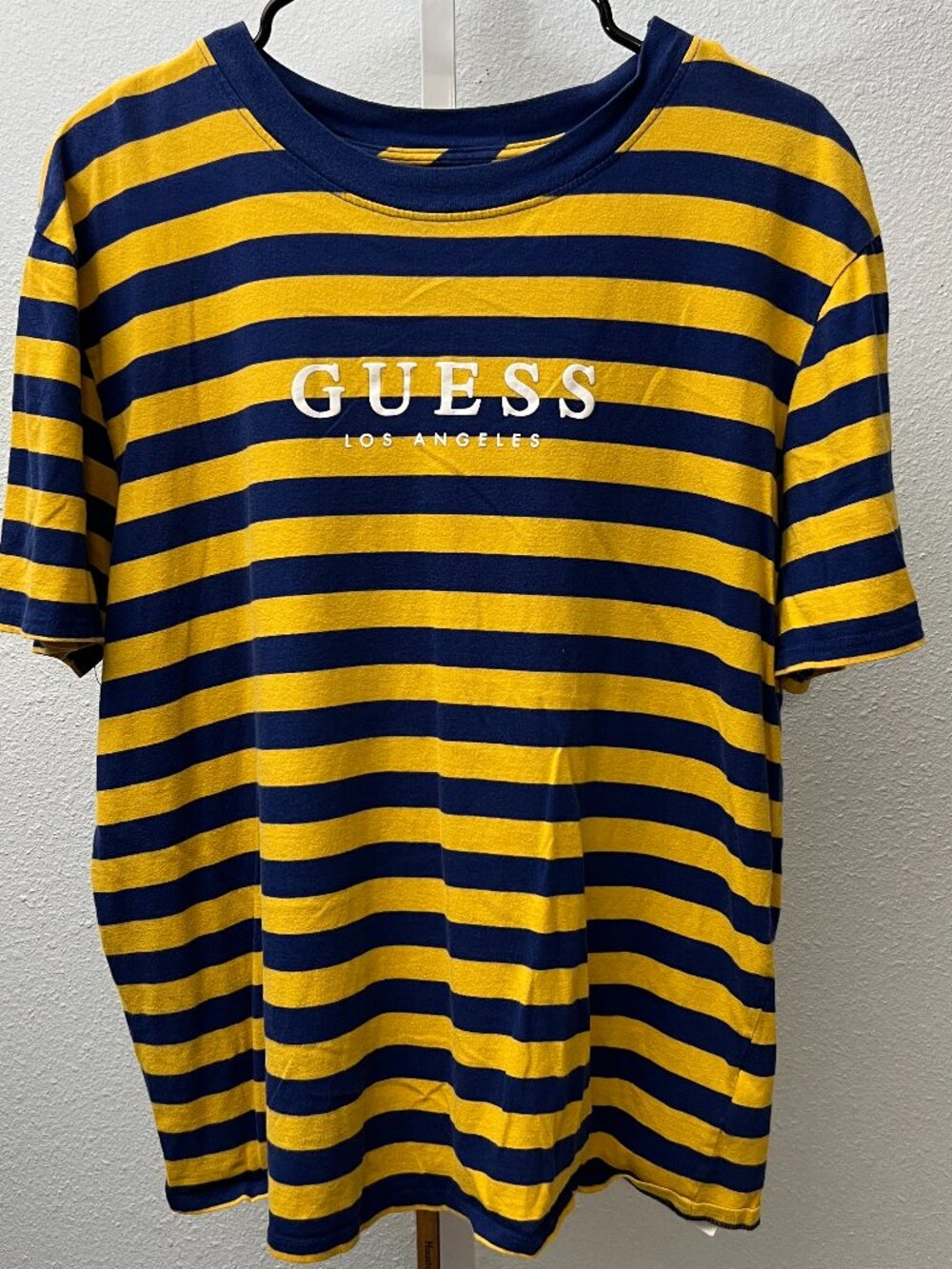 Guess Los Angeles Navy & Yellow Stripe Short-Sleeve Tee T-Shirt SZ Small
